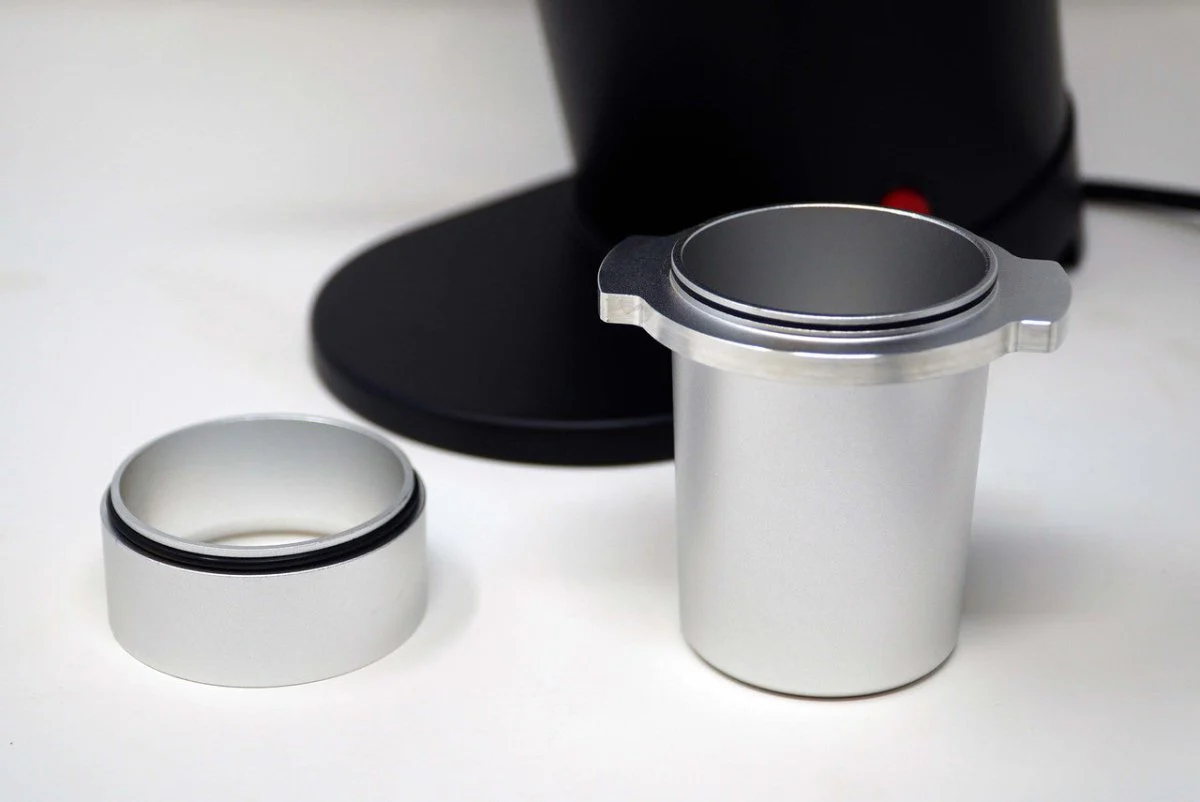 DF64 G-iota Gen 2 64mm Flat Burr Grinder – White - Image 3