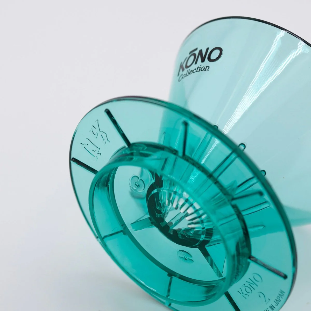 Kono Meimon Coffee Dripper – Green (Limited Edition) - Image 4