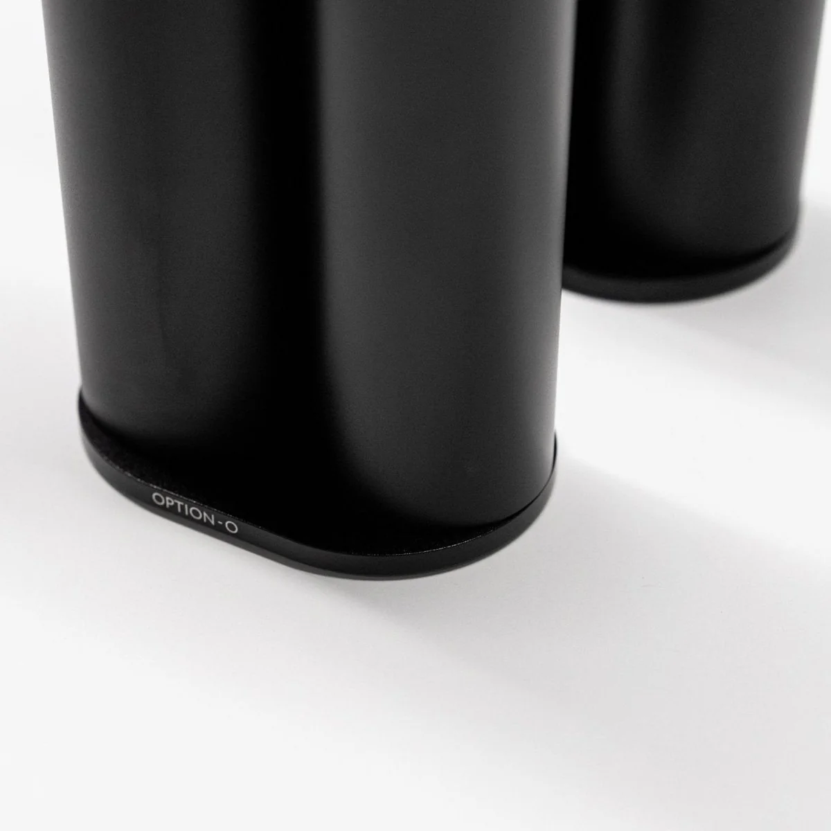 Option O Lagom Mini Black Compact Coffee Grinder - Image 3