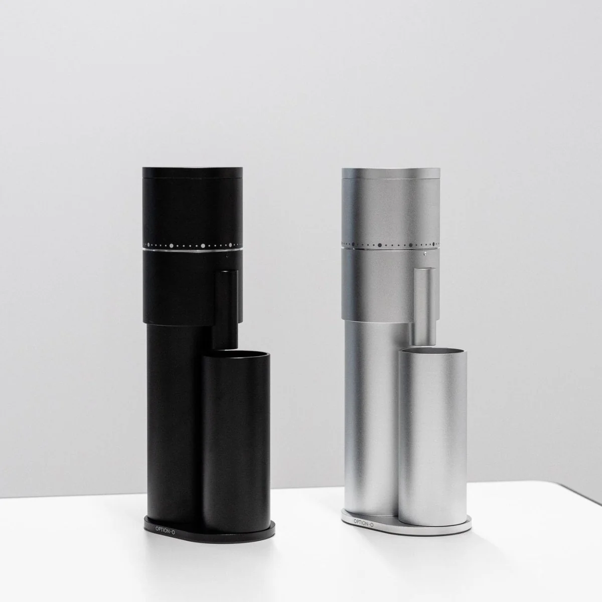 Option O Lagom Mini Silver Compact Coffee Grinder - Image 7