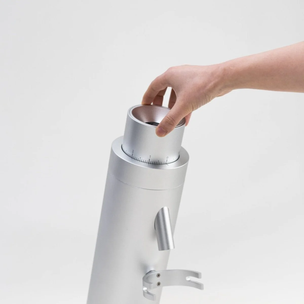 Option-O Lagom P64 Coffee Grinder – Black (Single Dose | Filter) - Image 3