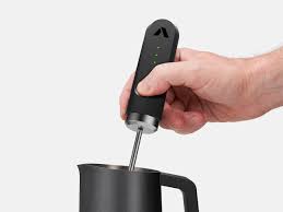 Subminimal Nano Foamer V2 – Handheld Milk Frother - Image 3