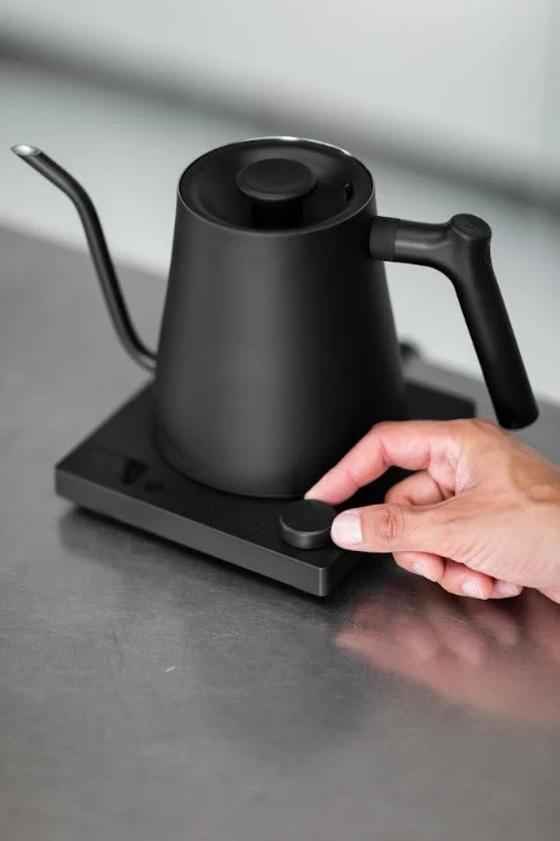 Varia AURA Kettle 0.8L – Black Precision Pour Over Kettle - Image 8